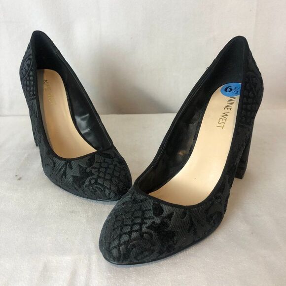 Nine West NWOB Slip On Black round Toe Chunky Block Stacked Heel Pumps Sz 6.5 - Picture 1 of 7
